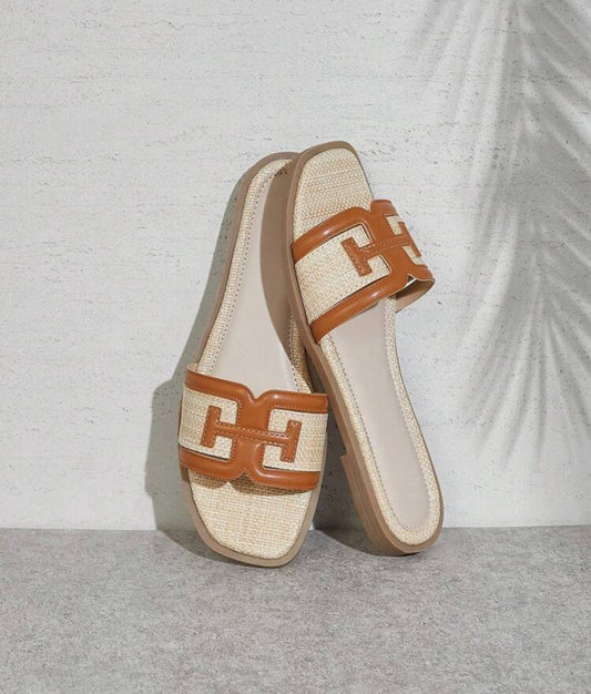 CHIC WOVEN SANDALS