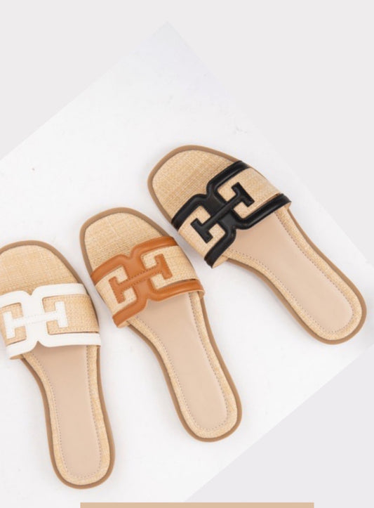 CHIC WOVEN SANDALS